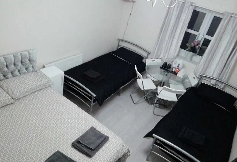ペンション Regent Guest House Grimsby