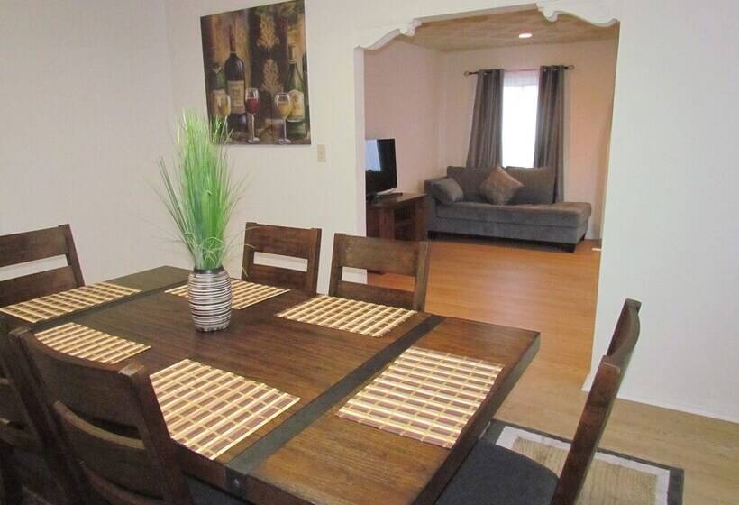 Relaxing Beverlywood House With Bbq