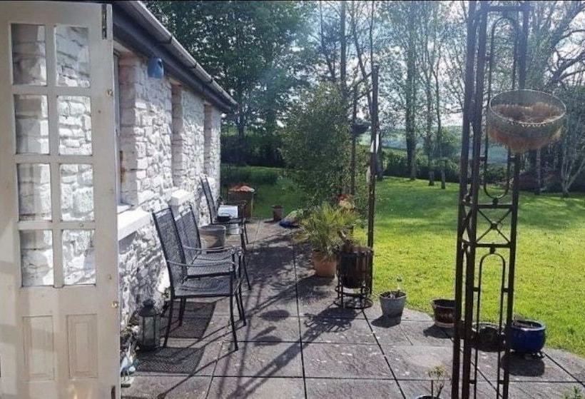 Cosy Coach House Cottage