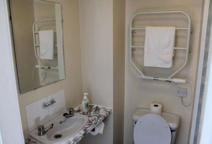 פנסיון Dunmhor Guest House