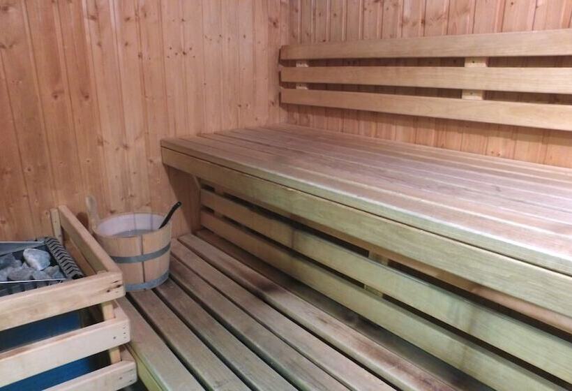 فندق Vvf Le Lioran Les Monts Du Cantal