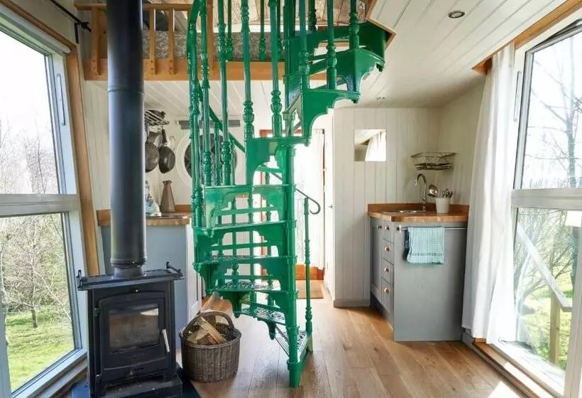 Extraordinary Huts Ltd