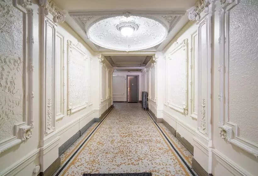 پانسیون Furnished Eastern Parkway Guest House