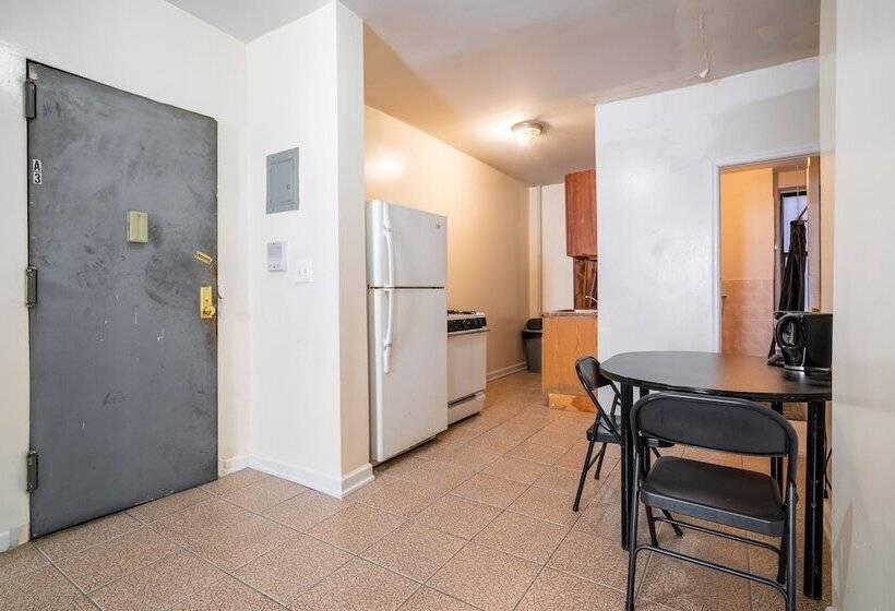 بنسيون Furnished Eastern Parkway Guest House