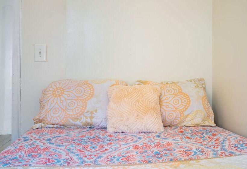 بنسيون Furnished Eastern Parkway Guest House