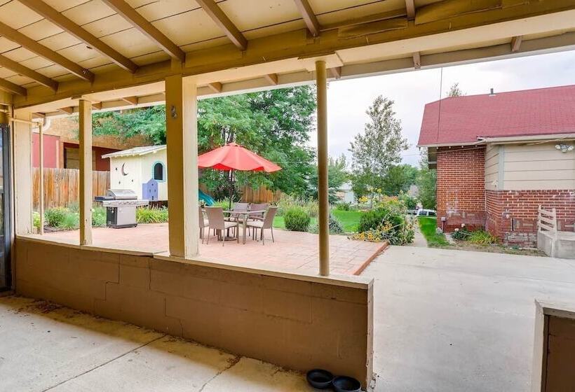 Sloan S Lake Solitude Intimate Carriage House