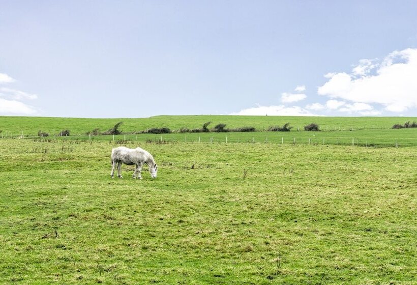 Stunning Coastal Country Cottage 2 Beds Sleeps 5