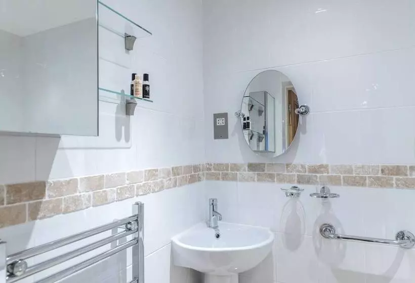 Stunning Coastal Country Cottage 2 Beds Sleeps 5