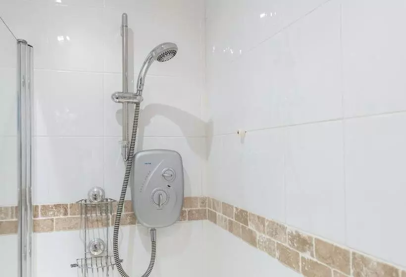 Stunning Coastal Country Cottage 2 Beds Sleeps 5