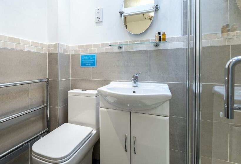 Stunning Coastal Country Cottage 2 Beds Sleeps 5