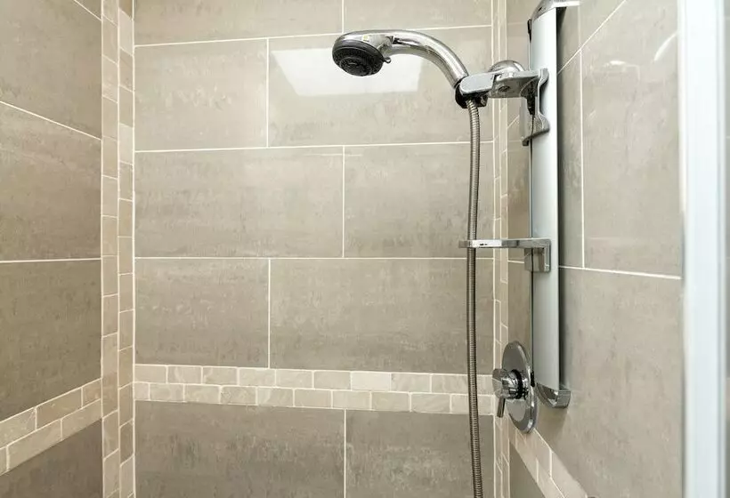 Stunning Coastal Country Cottage 2 Beds Sleeps 5