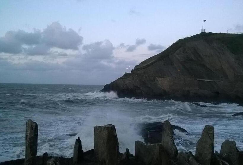 Verity And Ilfracombe Harbour View