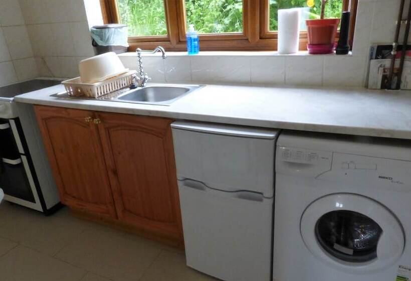 Court Farm Holiday Cottages