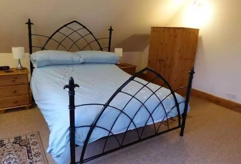 Court Farm Holiday Cottages