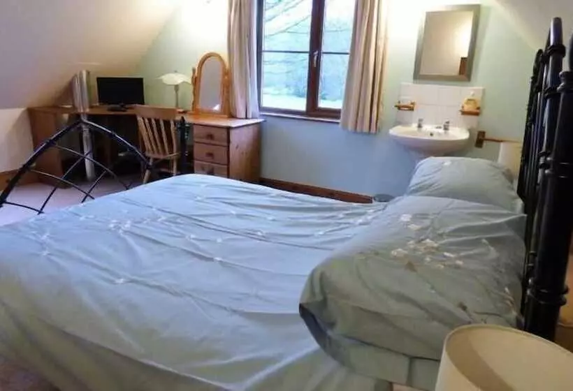 Court Farm Holiday Cottages