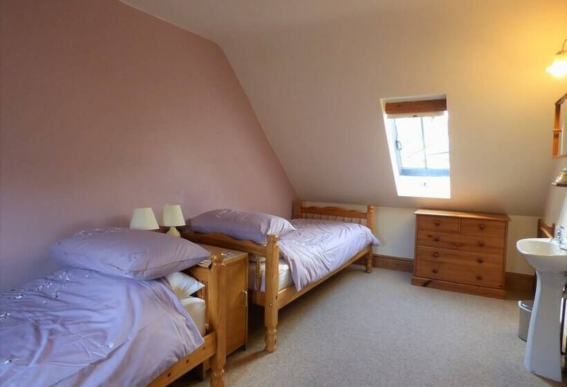 Court Farm Holiday Cottages
