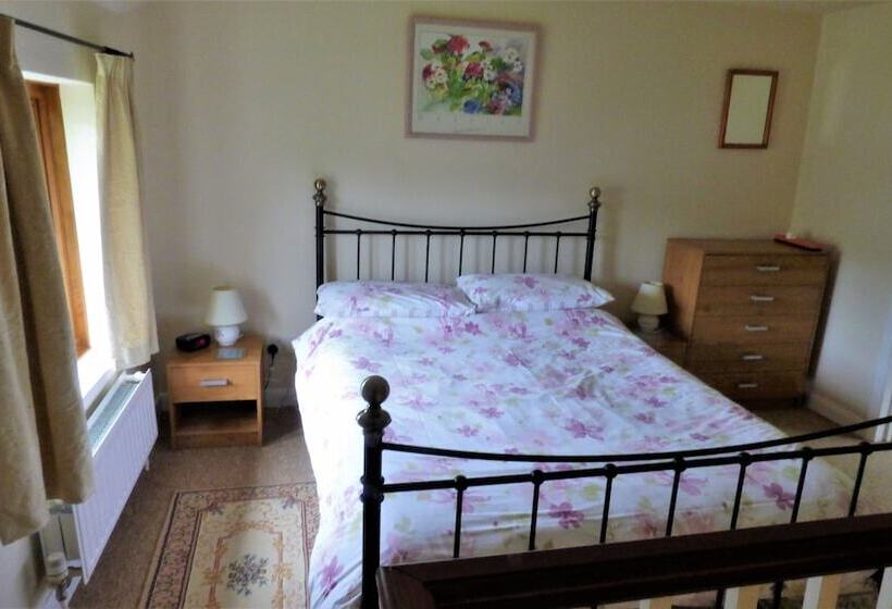 Court Farm Holiday Cottages