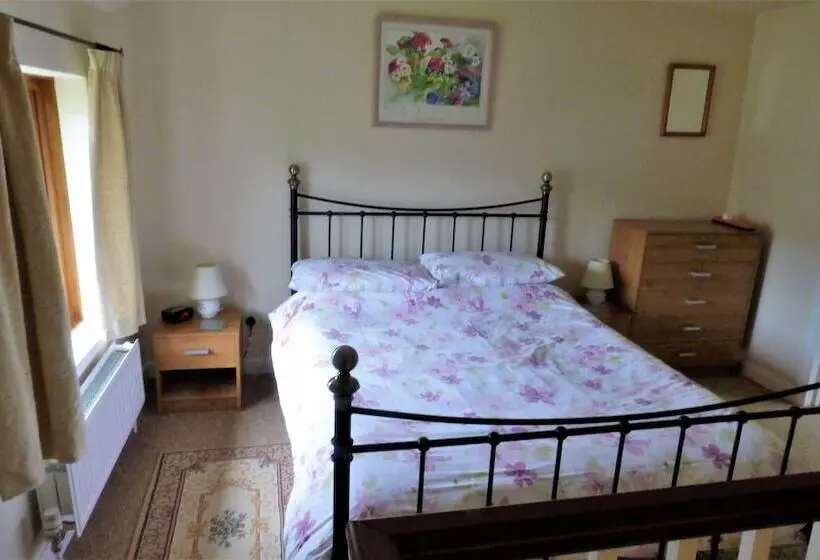 Court Farm Holiday Cottages