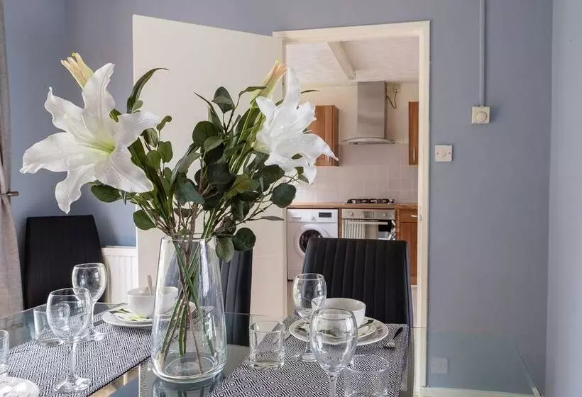 Dickens Suite  Cozy Suite 15min Close To Gatwick