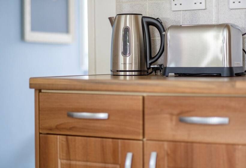 Dickens Suite  Cozy Suite 15min Close To Gatwick