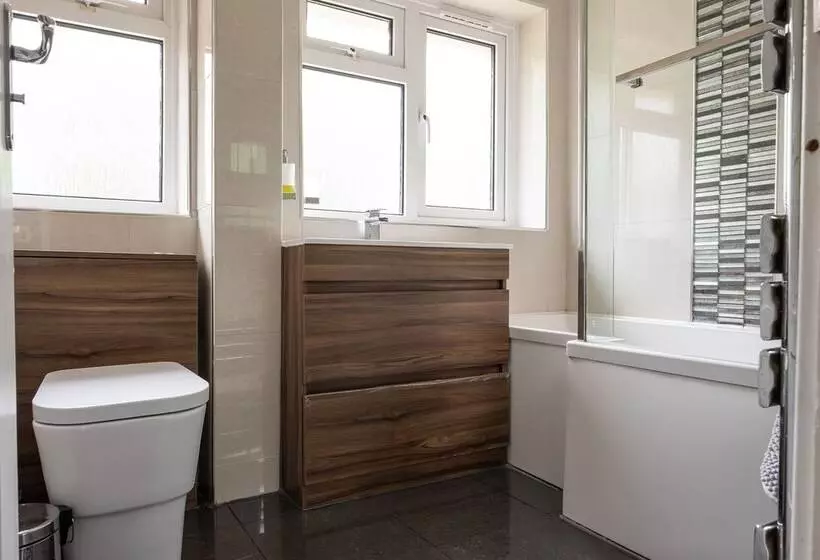 Dickens Suite  Cozy Suite 15min Close To Gatwick