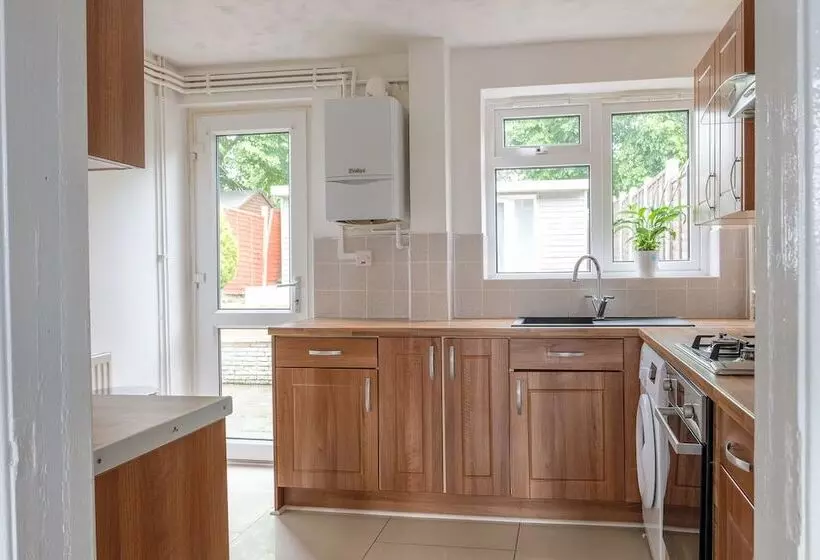 Dickens Suite  Cozy Suite 15min Close To Gatwick