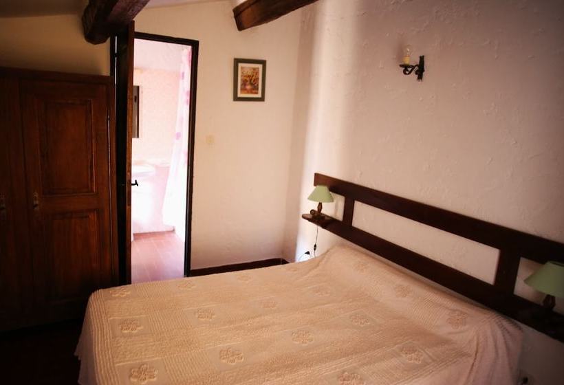 Hameau De Fontroussière