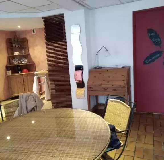 ホテル Au Bon Saint Martin