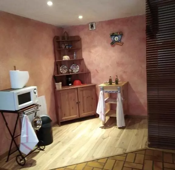 ホテル Au Bon Saint Martin