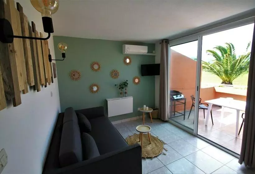 هتل Residence Antinea