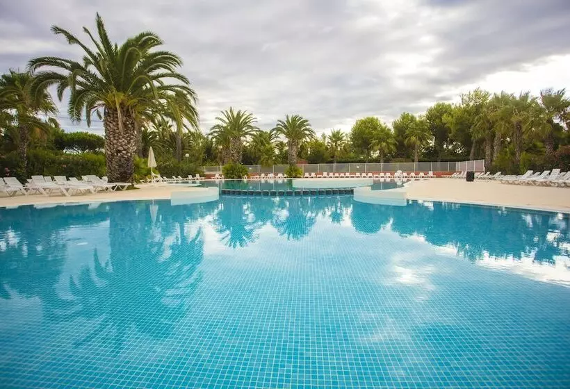 هتل Residence Antinea