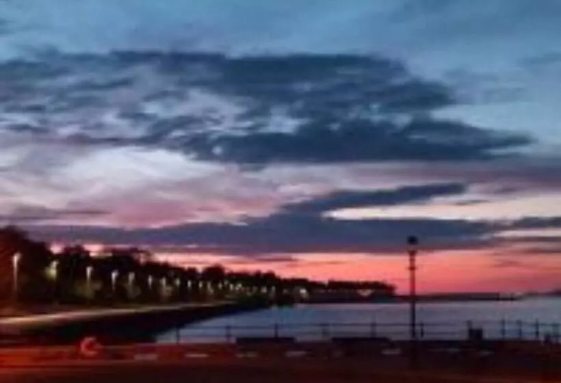 ペンション Guest House