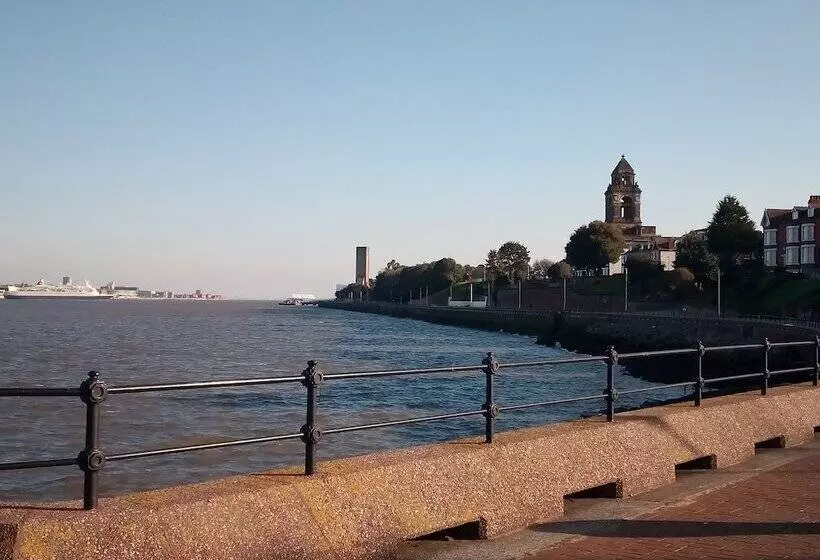 ペンション Guest House