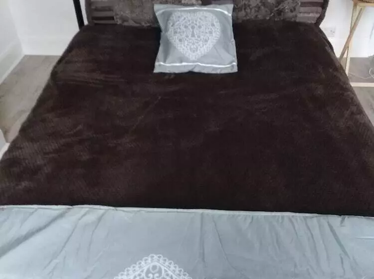 ペンション Guest House