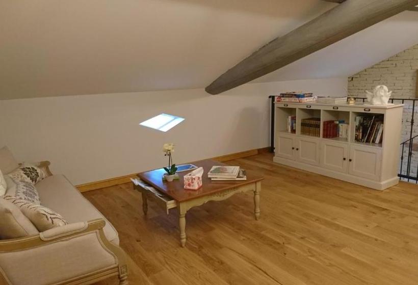 بنسيون Le Clos Du Cèdre