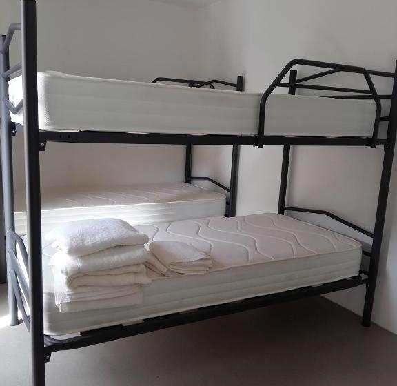 مبيت وإفطار Albergue San Jorge: Hospitality, Services & Events