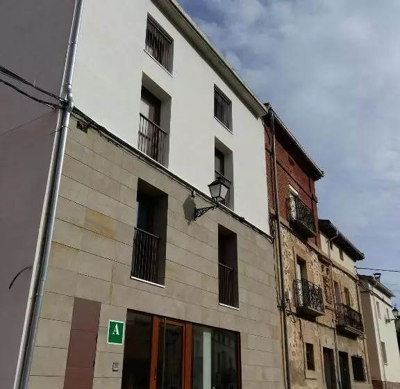 تختخواب و صبحانه Albergue San Jorge: Hospitality, Services & Events