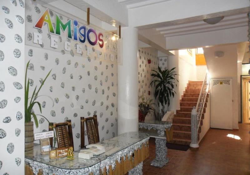 호텔 Amigos Beach Resort