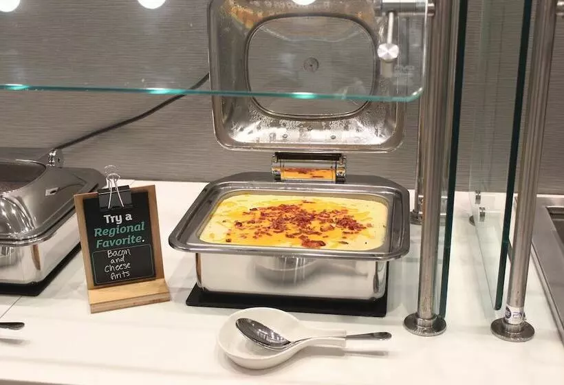 Hotelli Holiday Inn Hattiesburg   North, An Ihg