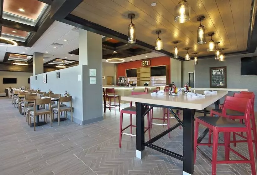 Hotelli Holiday Inn Hattiesburg   North, An Ihg