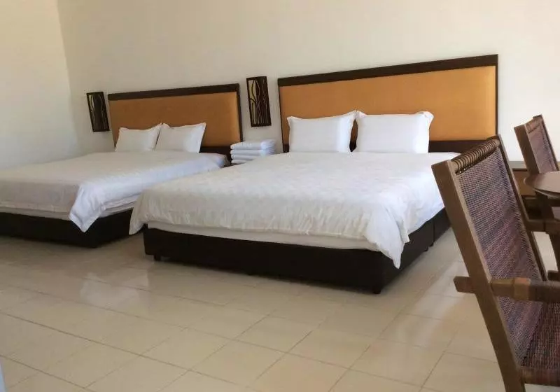 ホテル Labu Labi Residence