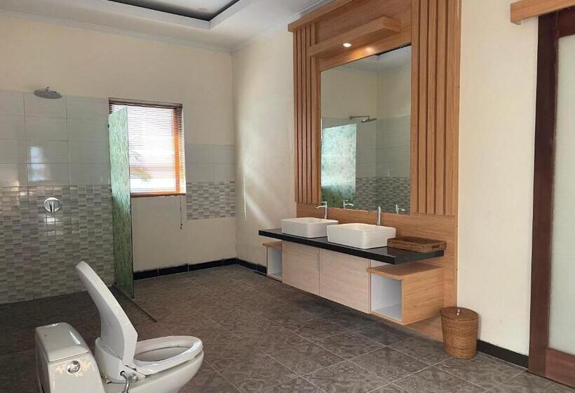 Semabu Hills Hotel Nusa Penida