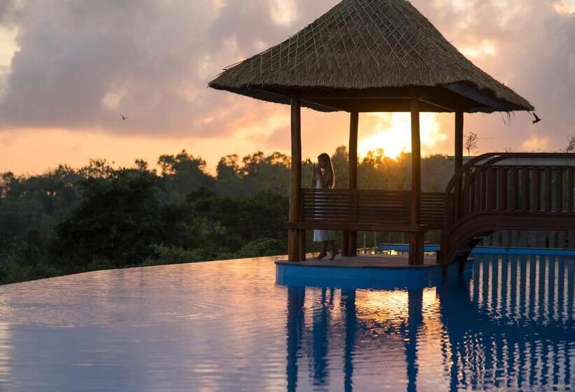Semabu Hills Hotel Nusa Penida
