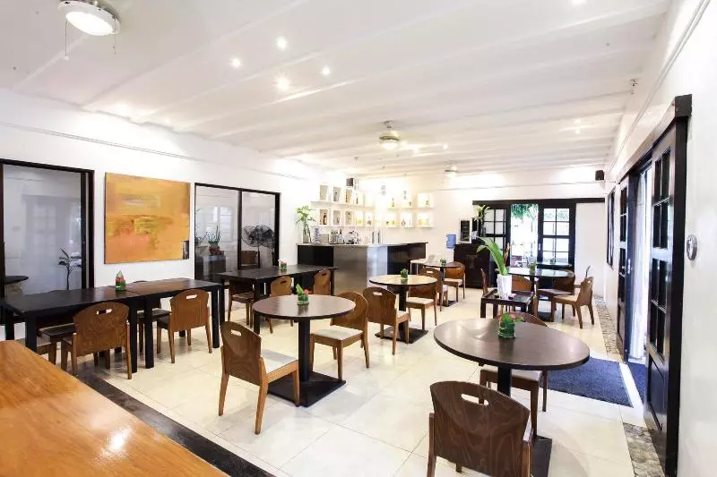 Hotelli T House