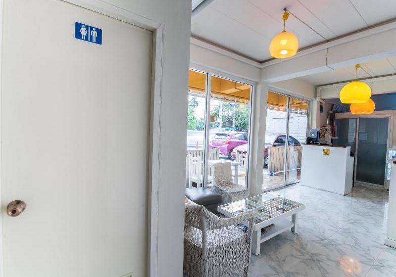 Hotel Take A Rest Donmuang Residence