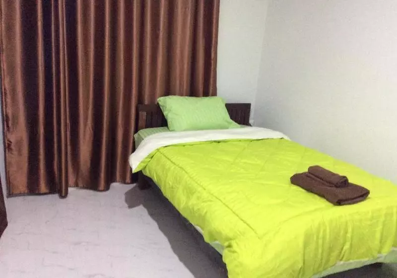 Hotelli The Point @ Airport