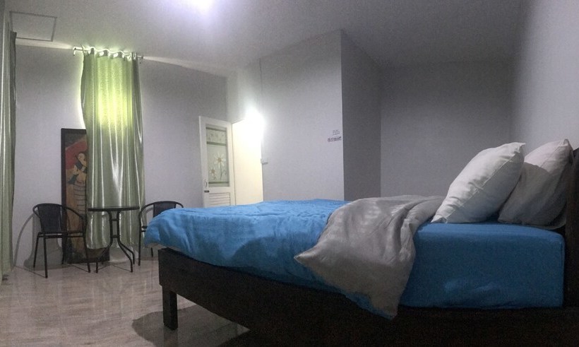 Hotel The Point @ Airport