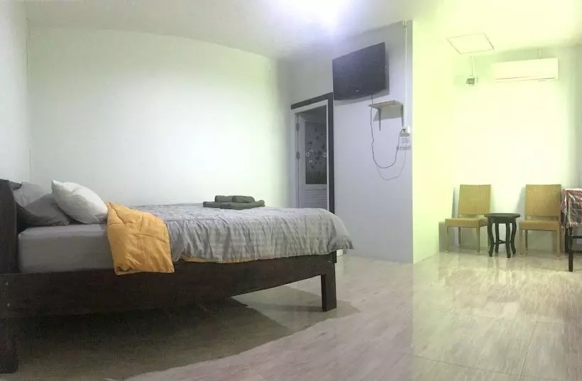 Hotelli The Point @ Airport