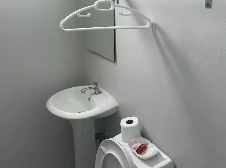 Hotelli The Point @ Airport