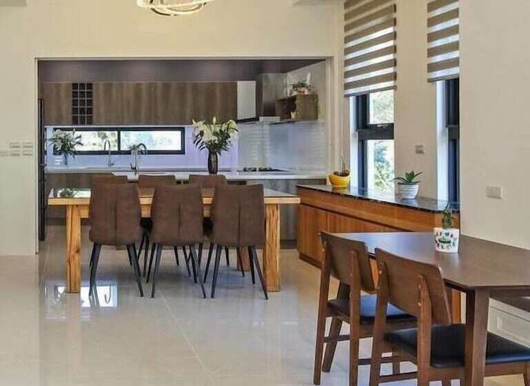 پانسیون Monet Garden B&b